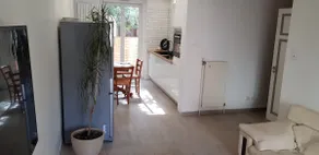 F3 The cabinetmaker - Image 2