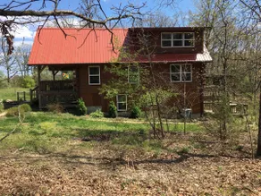 Ellen's Log Cabin with private mineral hot tub - Image 3