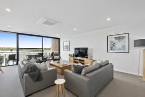 Stunning Main Beach Location- Anglesea - Image 3