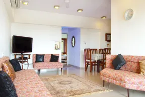 Spacious apartment in South Mumbai - Image 2