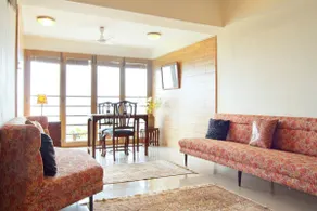 Spacious apartment in South Mumbai - Image 4