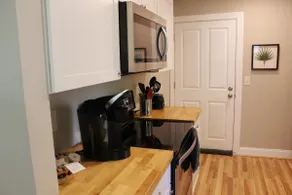 Private Eastside In-law Apartment - Image 4