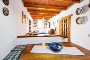 Inside the walls detached house overlooking the fig tree - Image 3