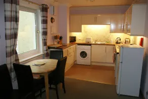 Glenlochy Apartments - Image 2