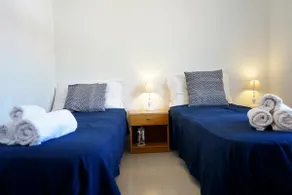 Beachside comfort - Image 5