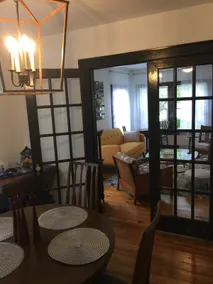 Mid Century flair/ renovated Cottage in Downtown - Image 4