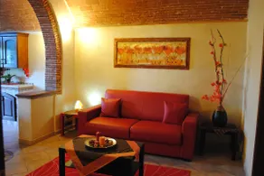 THE RUSTIC NEST SUITE - Image 4