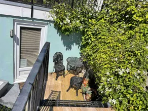 Self-Contained Studio Apartment in Scenic Location - Image 3