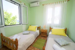 Venetia's House - Image 5