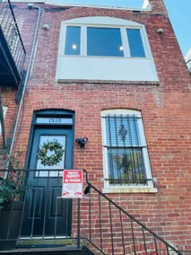 Calvert Alley Guestquarters - Image 2
