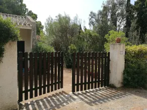 Villa 50 mt from the sea in private condominium a few km from Pula - Image 2