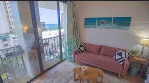 Easy Breezy Aqua Dream in Waikiki - Image 2