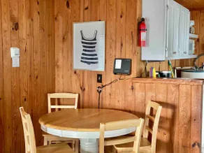 Sea Captain's Cottage 3 (Oceanfront Cottage Court) - Image 5