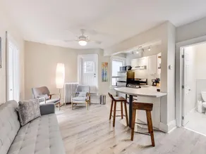 Toronto 2BR Suite at Danforth Woodbine East York - Image 3
