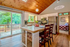 North Conway Family & Furry Friends Haven - Image 2