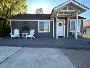 *Downtown* Taber Street Railroad House - Image 5