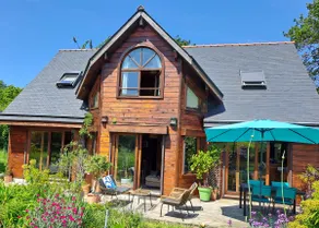 Rent wooden house near ocean, 6 people. - Image 2