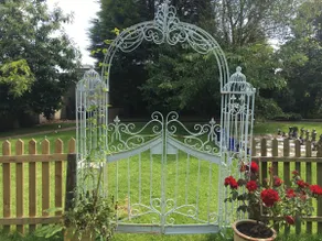 The Jewel in the Crown, countryside escape - Image 5