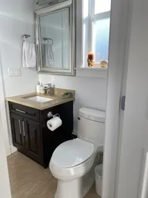 Entire suite separate entrance - Image 4