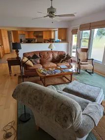 Yellow House on the Hill Country Retreat - Image 3