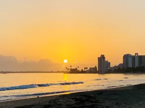 #2 Caribbean Vibes: Walk to Beach/Close to Airport - Image 2