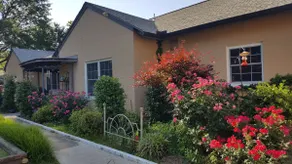 Lg Private apt Next to a beautiful park. Pets ok - Image 3