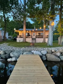 2 Bedroom Cottage on the Ottawa River - Image 3