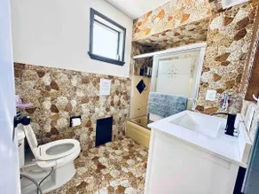 Cozy 2 Bedrooms 2 designated parking near NYC - Image 4