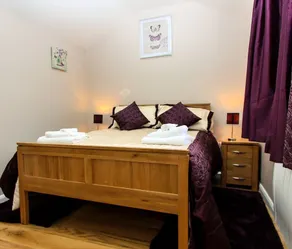 Modern Private 1 Bedroom Bungalow - Image 2
