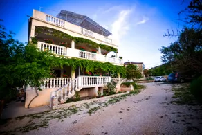 App with amazing sea view, pool & gym 5 - Image 4