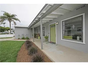 Tranquil Hip Indoor/Oudoor Living. Just Blocks from Sand. - Image 3