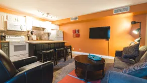 Cute condo 45 min from Zions! All new furniture! - Image 5