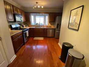 Cheerful 2 bedroom townhouse with pool - Image 4