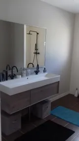Home - Image 4