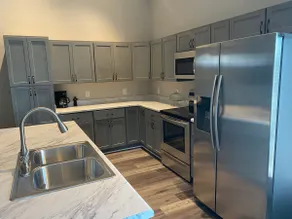 4 BR/4 BA Centrally located 20 Mins to UT - Image 4