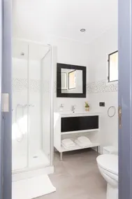 Apartment with stunning ocean views. - Image 4