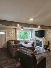 Harborview Getaway - Image 4