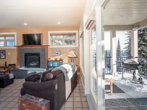 Great Location on the Knoll 3 bedroom - Image 3