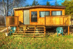 Northern Lake Cabin - Image 2