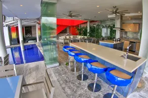 La villa de luxe Malinche Palace avec une vue imprenable sur l'océan, à proximité de la plage - Image 3