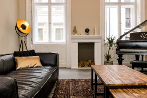 Classic Luxury in the Heart of Budapest - Image 2