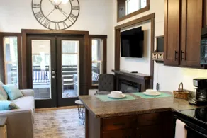 Mountain Top Mini Home at The Retreat at Deer Lick - Image 3