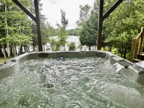 Lakefront Cottage near Tremblant with Hot Tub - Image 2