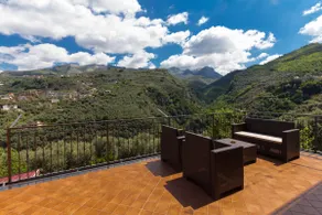 Casale Ceppone - Spacious with panoramic terrace - Image 3