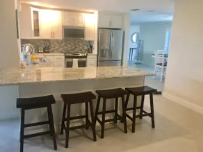 Tropical Getaway in North Naples! Pool/Cozy/Clean! - Image 5