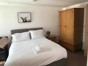 Mount Farm - Tom's Place, Detached Guest Suite - Image 4