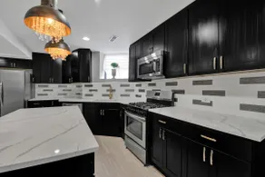 The En Bronze ~ 7mins To Dining & Downtown Chicago - Image 3