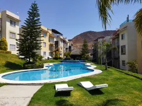 100% family apartment with a pool, no parties - Image 2