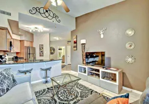 Splendid, Tastful, And Fully Furnished Condo On Lake Travis Island Villa!!! - Image 5