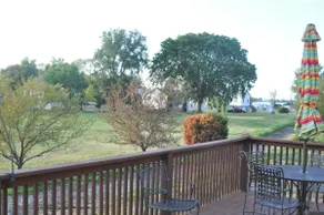 Middle Bass Island Cottage on Golf Course - Image 3